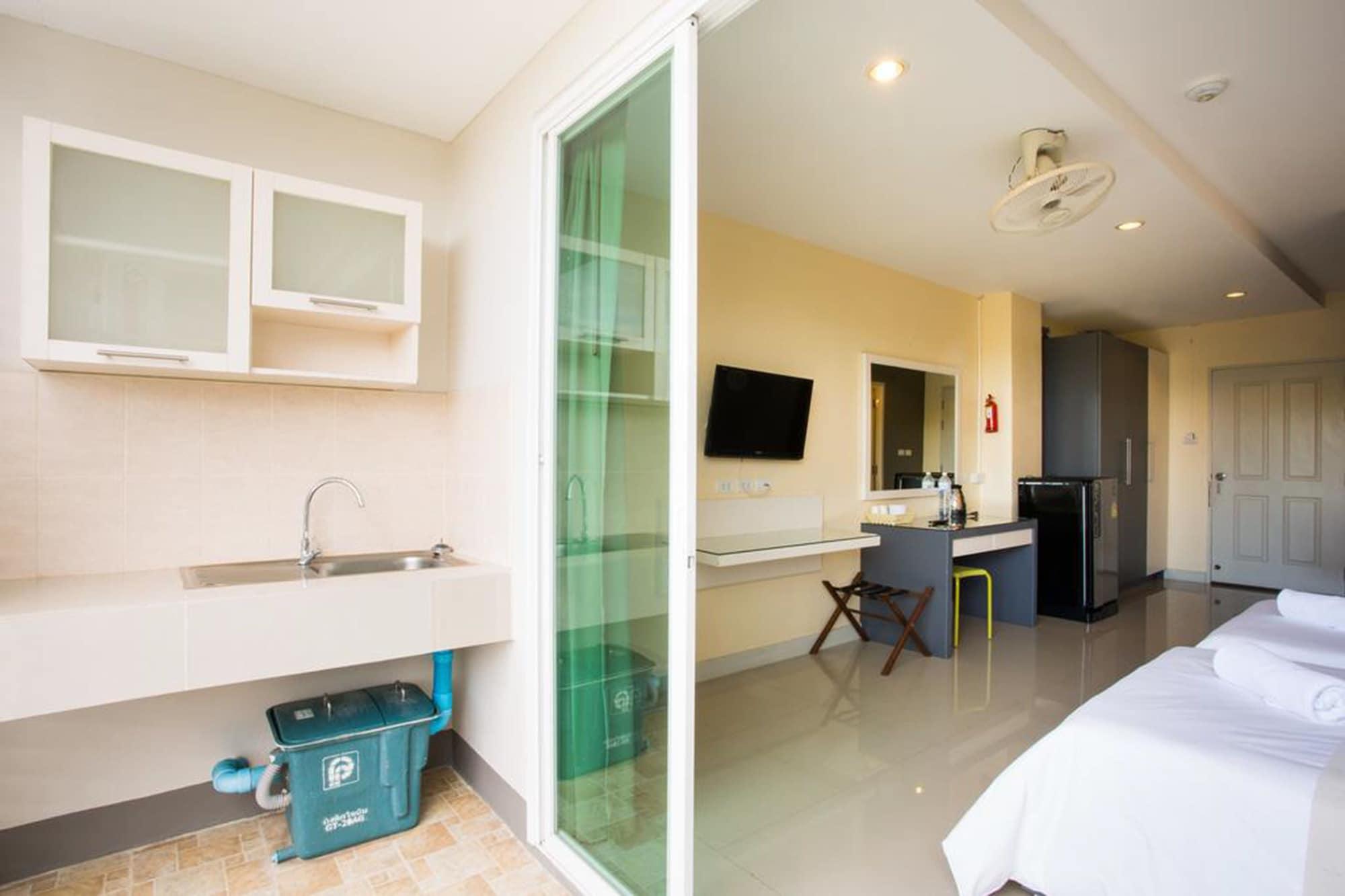 เซ็นทรัล เรสซิเดนเซส Hotel Phuket ภายนอก รูปภาพ